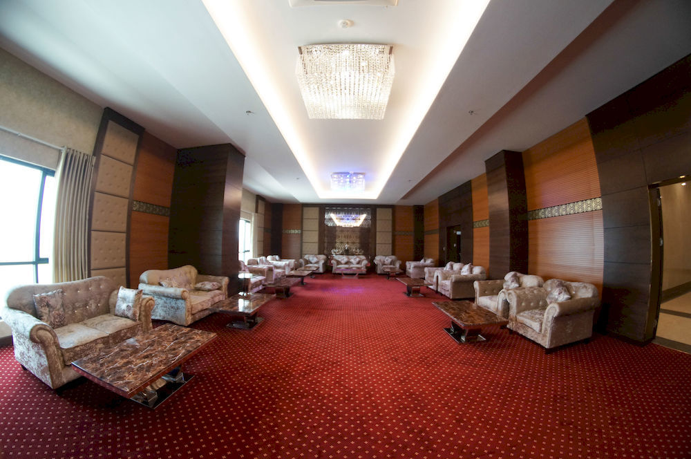 Muong Thanh Grand Thanh Hoa Hotel Buitenkant foto