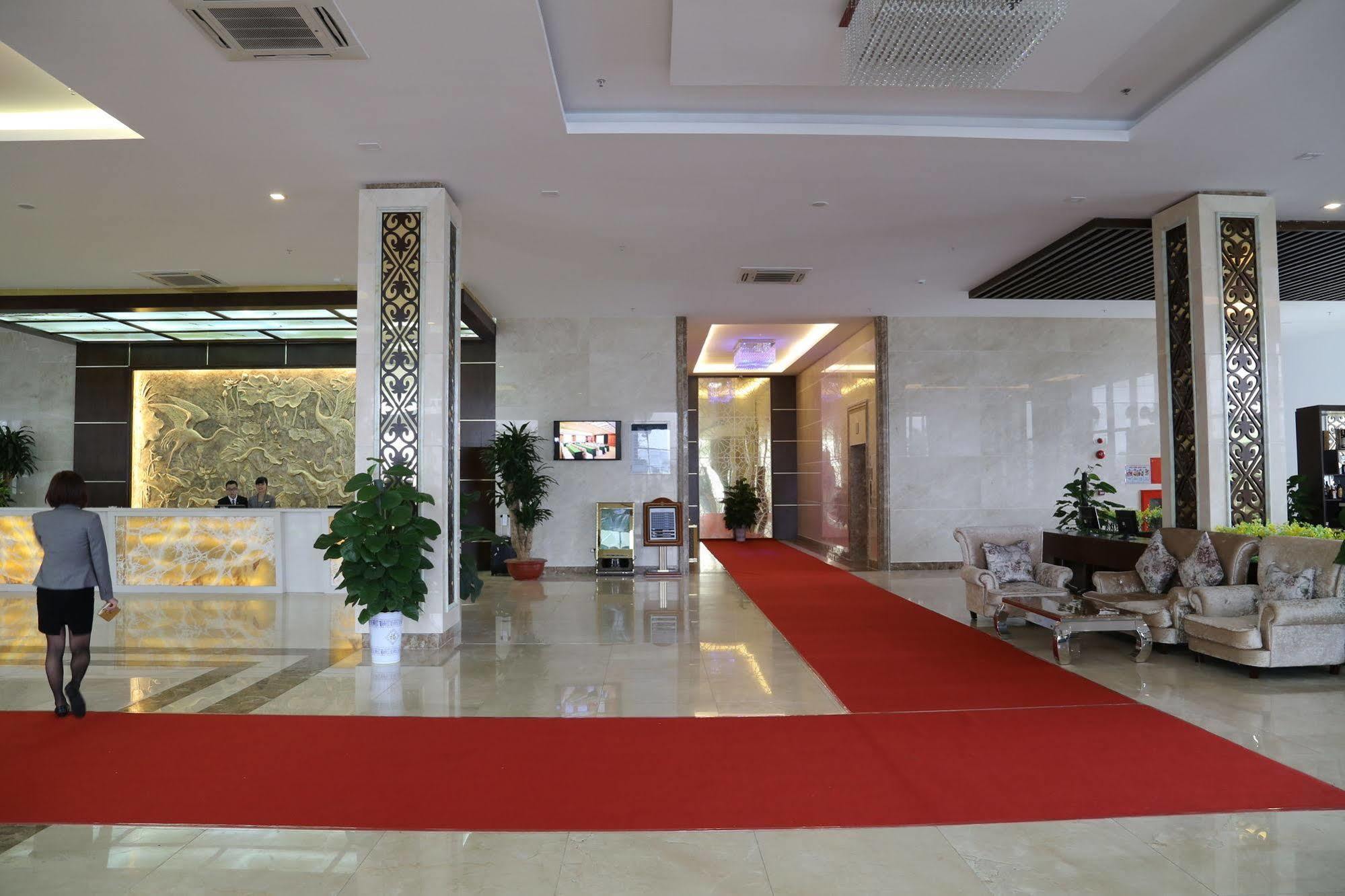 Muong Thanh Grand Thanh Hoa Hotel Buitenkant foto