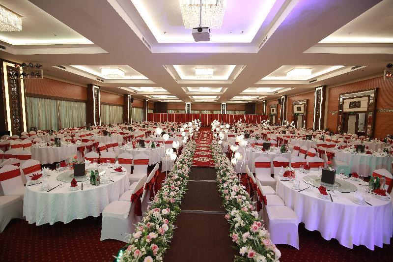 Muong Thanh Grand Thanh Hoa Hotel Buitenkant foto